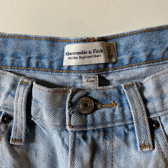 Curve Love Mid Rise Boyfriend Short - Picture 3 of 3